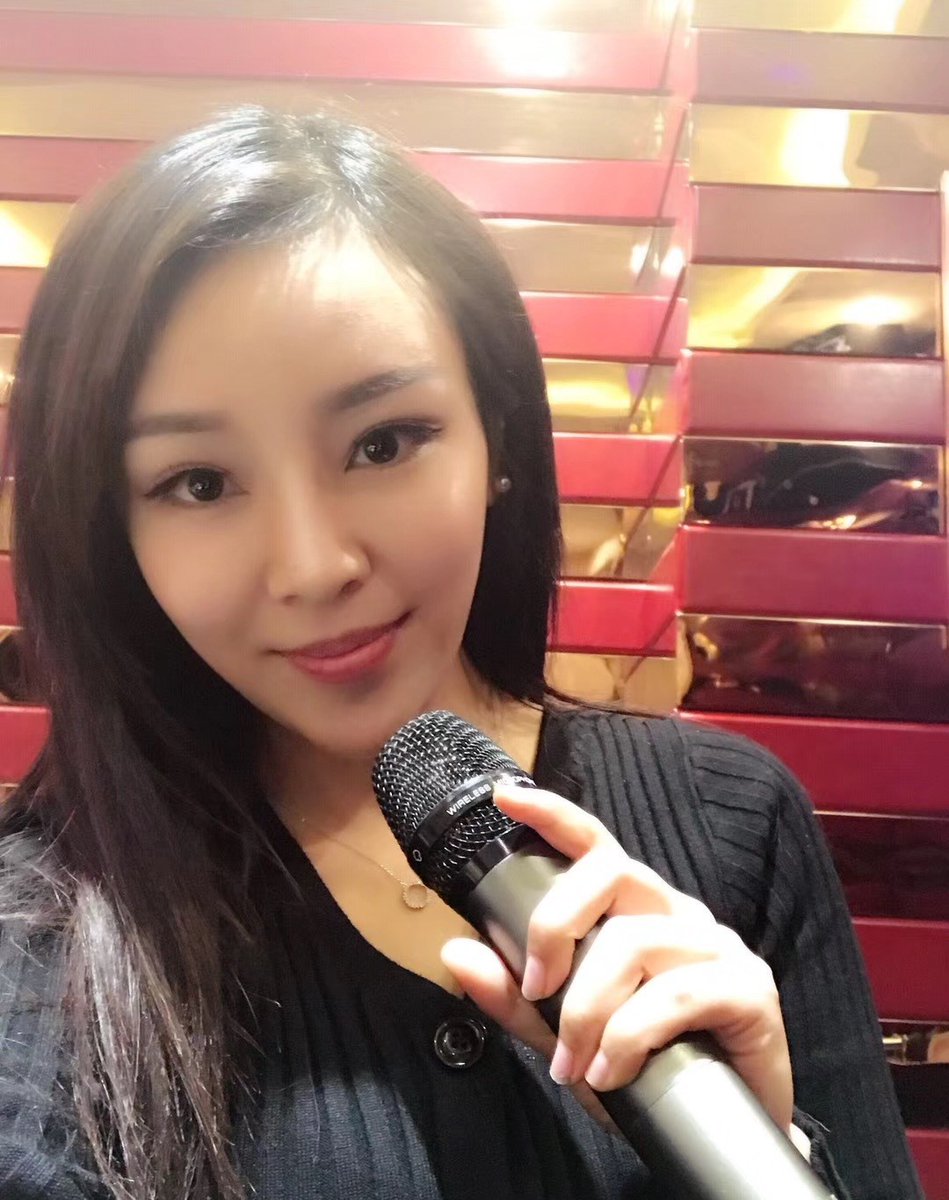 aany259's tweet photo. 春蚕到死丝方尽，女过三十展风骚，希望有一个自己的圈子，可以无所顾忌的释放，不再压抑 https://t.co/tSG0Ga6OT8
