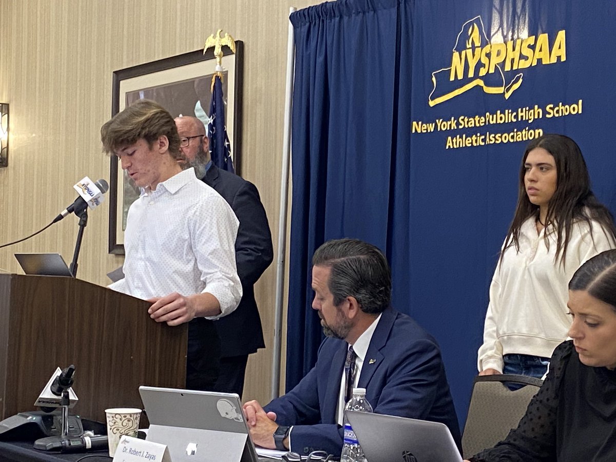 Great to have #nysphsaa student-athlete advisory committee members Gianna Horen (Oceanside, Section VIII) and Simon Connors (Lake Shore, Section VI) present at the Executive Committee meeting.