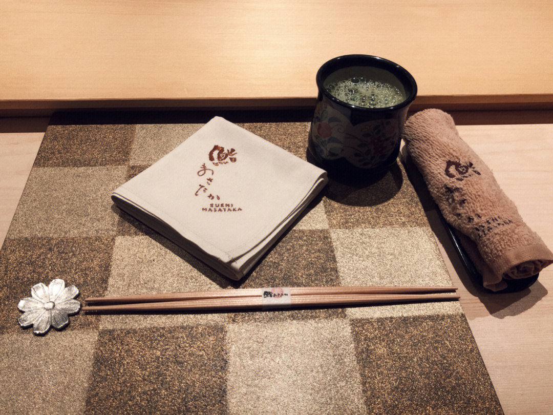 Only the food can not live up to it.