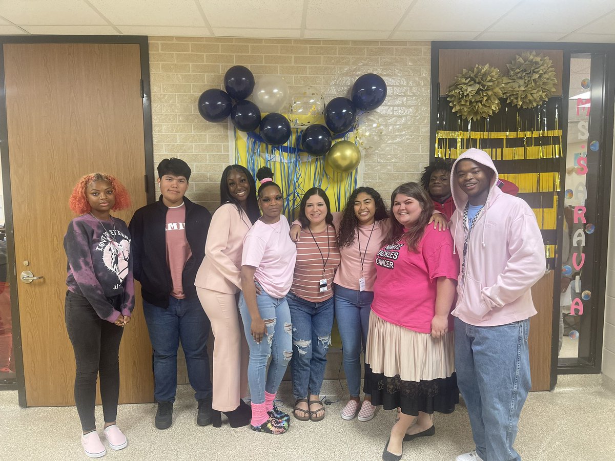 #OnWednesdaysWeWearPink Homecoming Spirit Week <a href="/NimitzHS_AISD/">Nimitz High School</a>