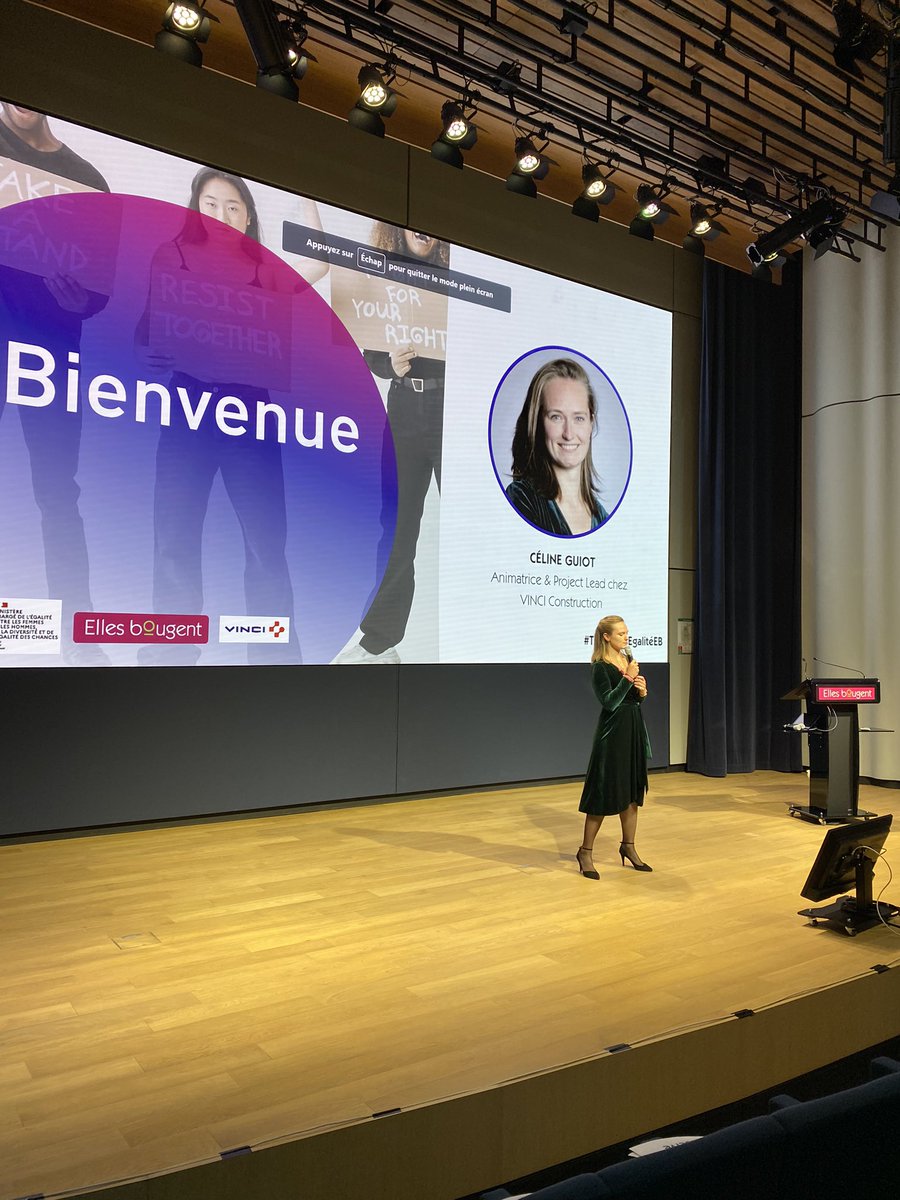 Ellesbougent's tweet photo. C’est parti pour la Cérémonie de remise des prix des Trophées de l’égalité 2020 &amp; 2021 en direct de l’Archipel @VINCI_fr ! 
#ellesbougent #EB2022 #TrophéesEgalitéEB https://t.co/DC9v01Ujaa