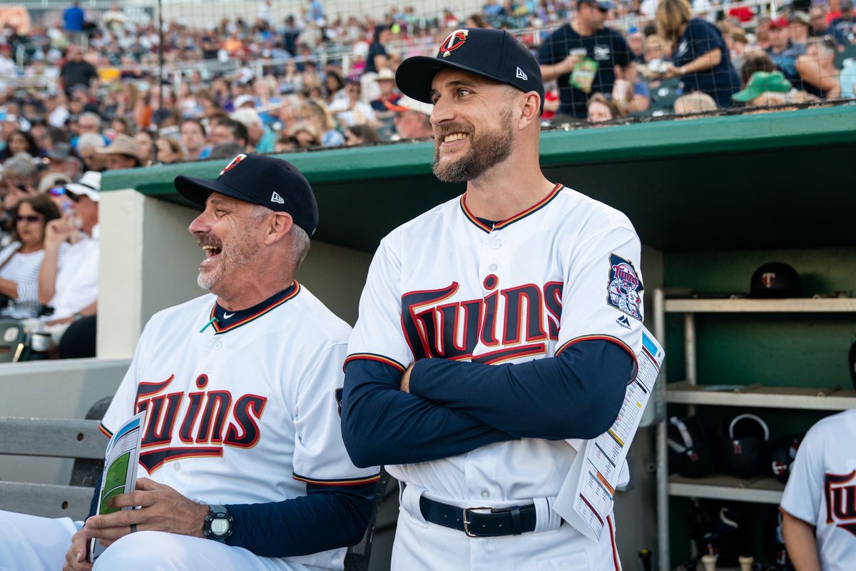 WillBlackmon's tweet photo. So my two @HendrickenHawks bros are running pro teams, @roccodbaldelli is the manager for the Twins and Joe Mazzulla is the Head Coach for the Celtics

Perhaps I should get ready for NFL interviews 🤔 🤷🏾‍♂️ https://t.co/MqX9galuG4