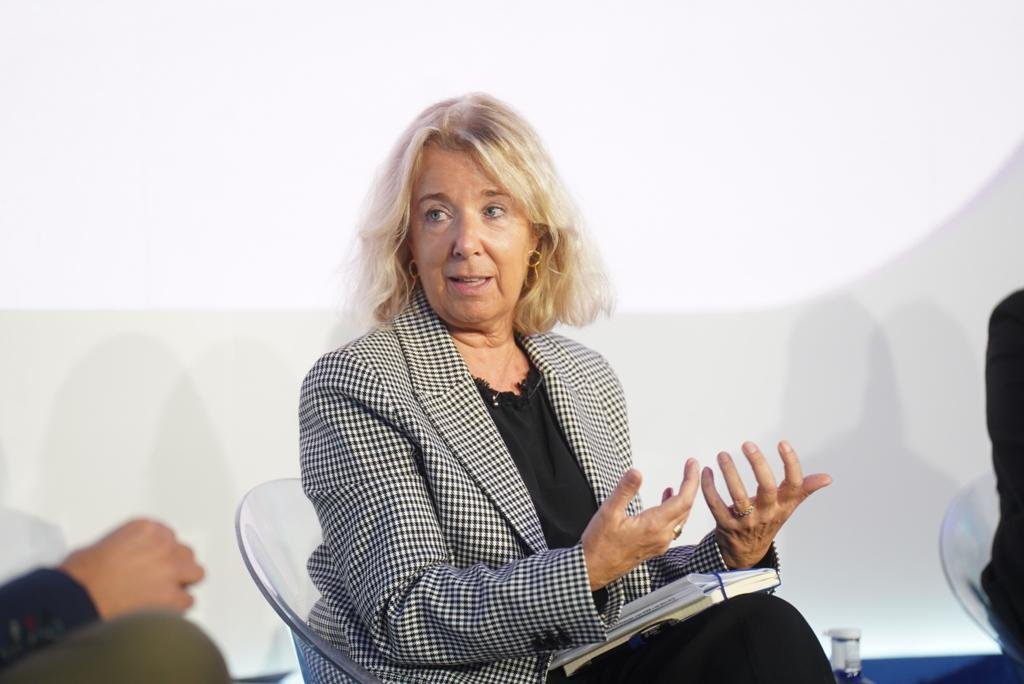 RedeiaCorp's tweet photo. 🗣 @MontseMoliner1, presidenta Junta Directiva de @Foretica y directora de Sostenibilidad de @ManpowerGroupES, en #JSRedeia22:
💬 "Incorporar criterios #ESG en la estrategia de la organización es un indicador de continuidad para la empresa como antes lo ha sido la tecnología". https://t.co/8SfPqLbX4m