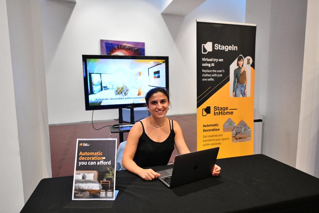 Reimagine Textile tweet media