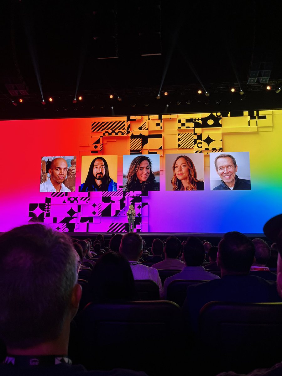 joannekh's tweet photo. Day 2 at #adobemax. Ready to get inspired today in LA at Microsoft Theatre. Let’s go! https://t.co/F652rMZeQm