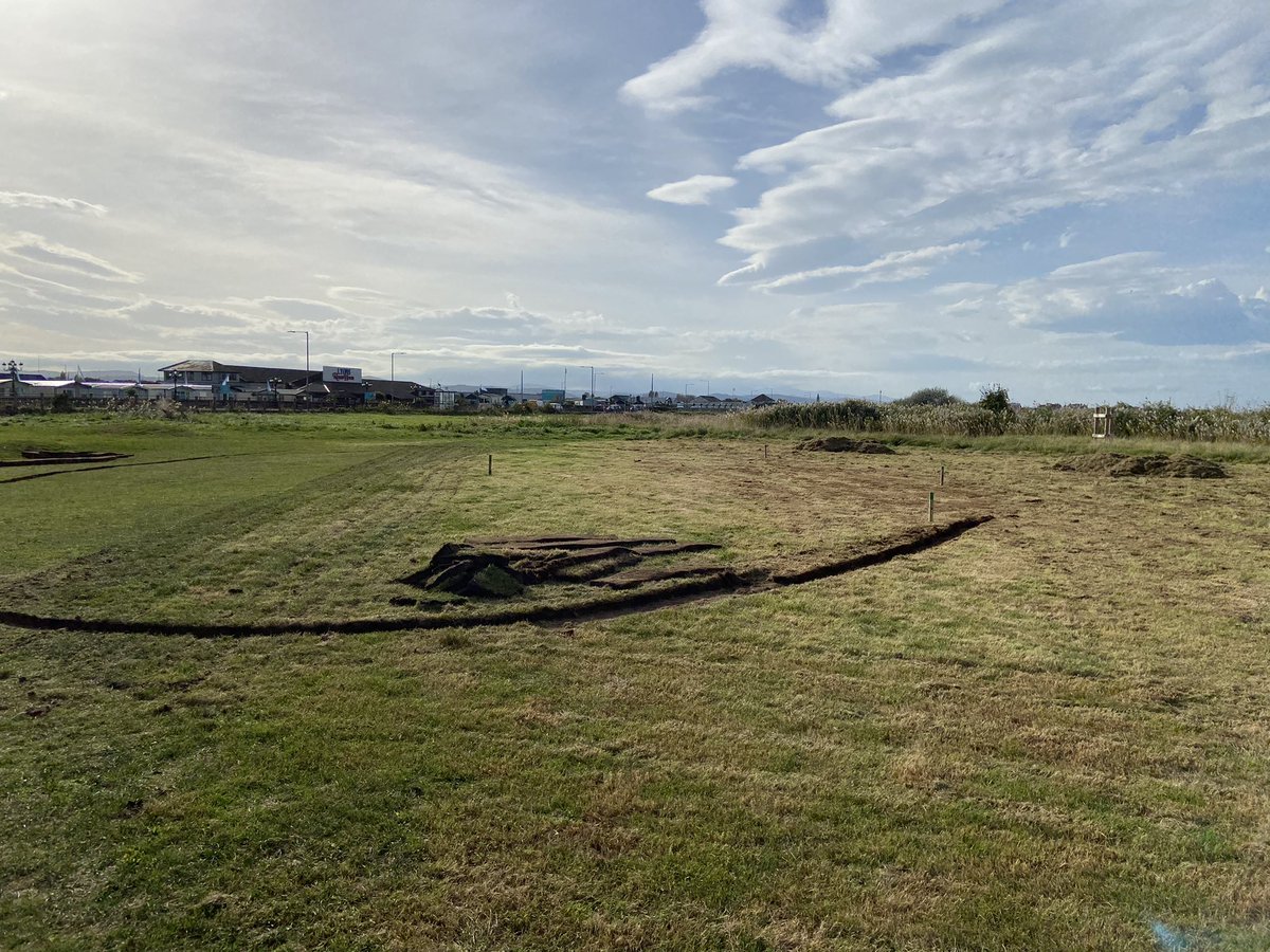 Shmoo1982's tweet photo. Oh Iโve started early on site prep for the new 5th Green - exciting times on the links #seadefenceproject https://t.co/KrqNeb9mrO