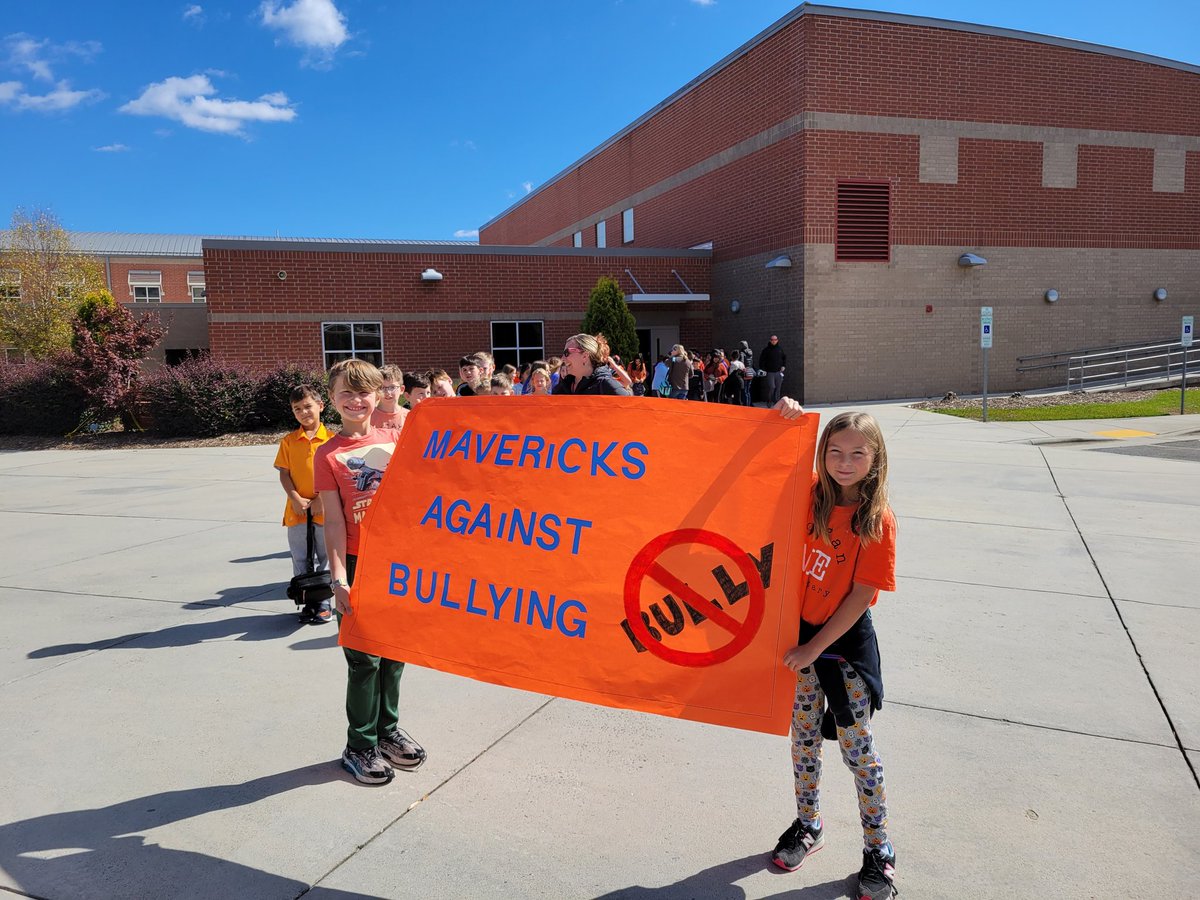 kdryan_13's tweet photo. Mavericks Against Bullying @MorganElementa2
#bullywalk #unityday https://t.co/iZyNp2Hv8J