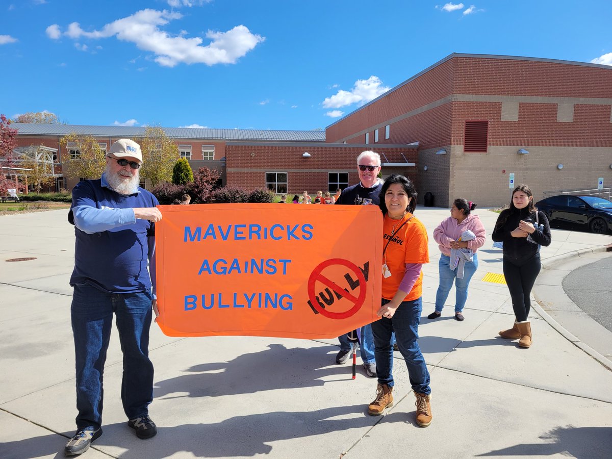 kdryan_13's tweet photo. Mavericks Against Bullying @MorganElementa2
#bullywalk #unityday https://t.co/iZyNp2Hv8J