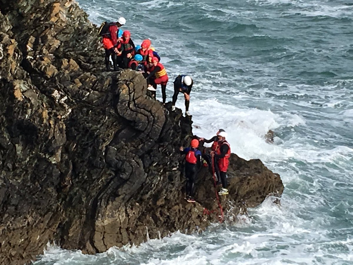 tsc_anglesey's tweet image. Kayaking and coasteering went down a treat today for Group 2! Even saw a seal! A lot of exhausted children back and ready for party night🎉 #grouptwo #coasteering #kayaking