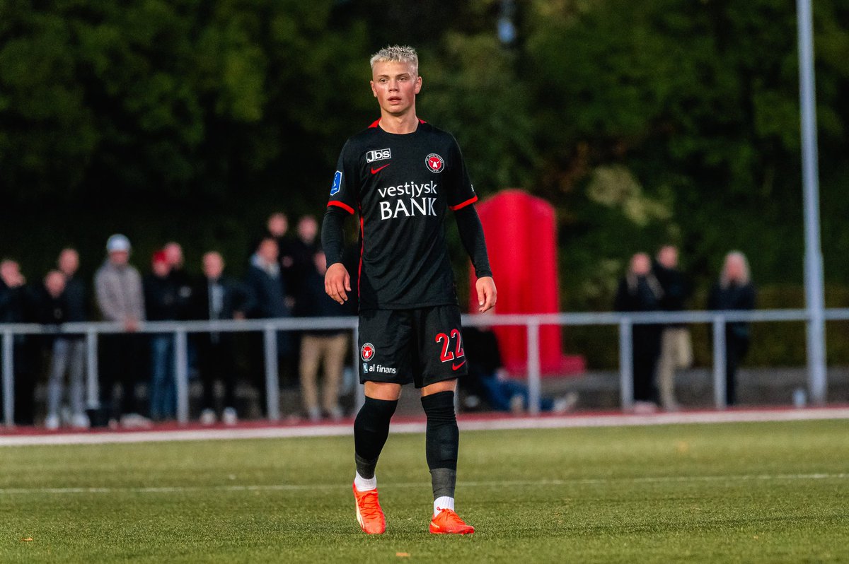 fcmidtjylland's tweet photo. Dagens fire debutanter 👏

#FA2FCM https://t.co/93h1S8SeRX