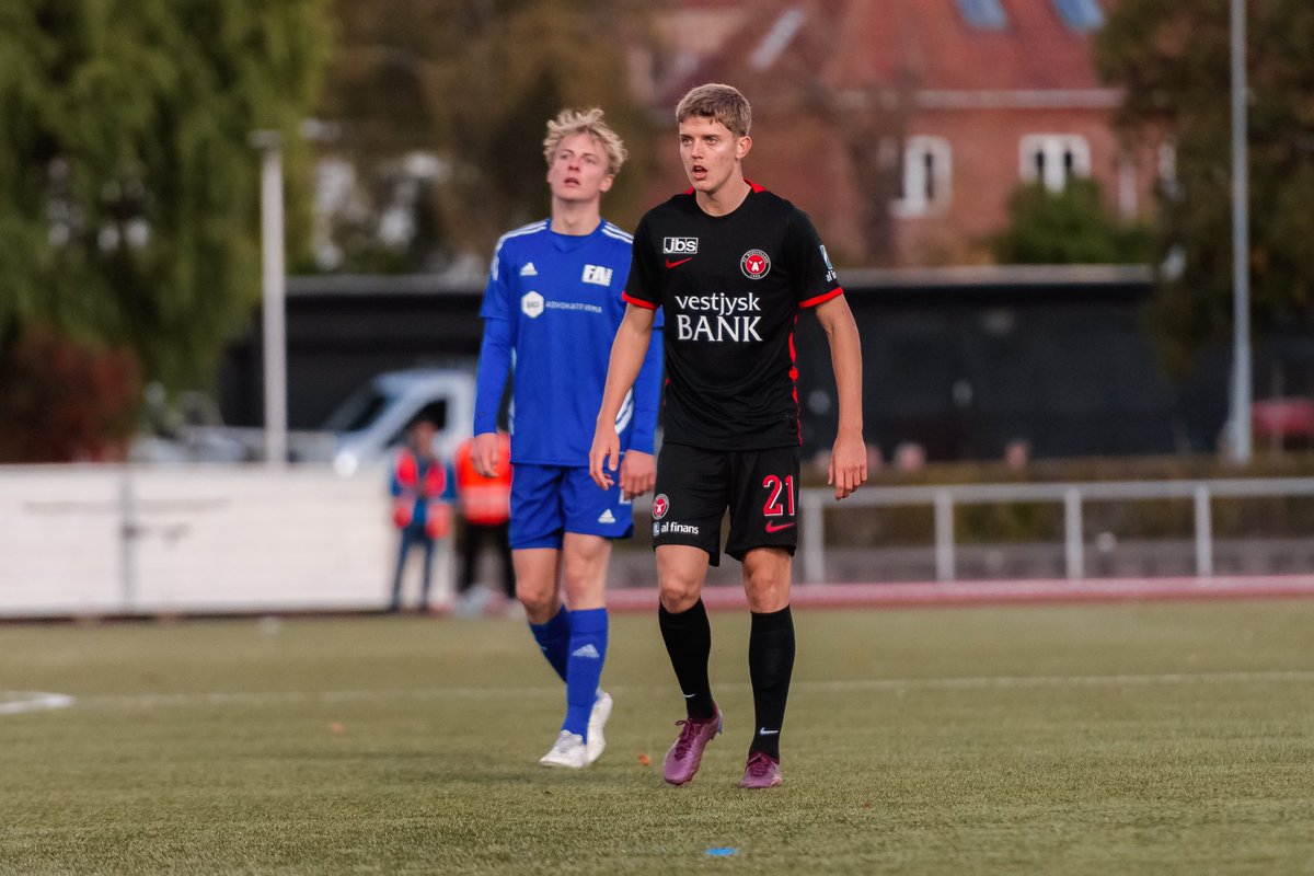 fcmidtjylland's tweet photo. Dagens fire debutanter 👏

#FA2FCM https://t.co/93h1S8SeRX