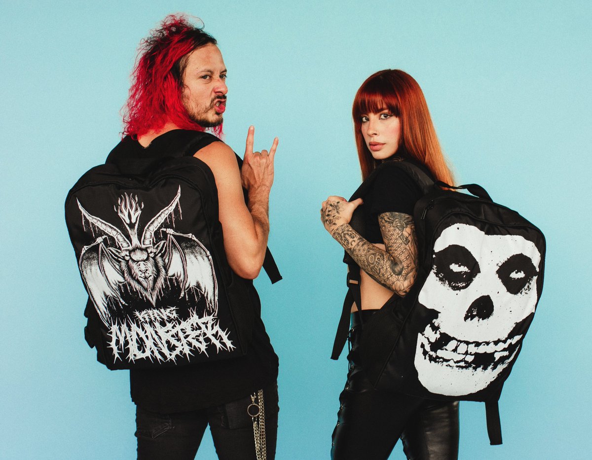 richiethunder69's tweet photo. Con mi amix @prudhommea 🖤
@monsterettes666 @kingmonster
📸 @dektol_ 💀

#monster #kingmonster #kingmonsterfamily #666 #punk #metal #rock #tattoo #lamarcadeldiablo #monsterette #monsterettes https://t.co/xhyZKdEQky