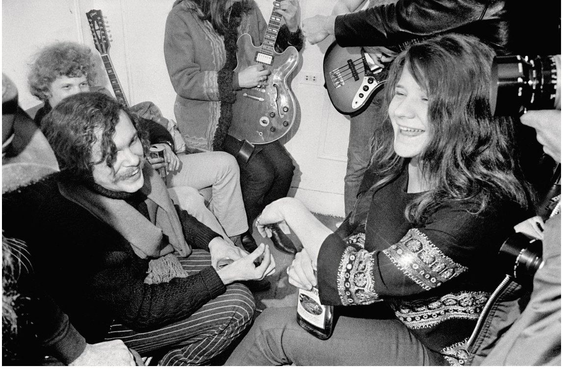 CPCL tonight! Music and poetry! 8pm GMT/ 12pm PST. Sign up here: choosepoetry.co.uk/contact <a href="/TheRealSheRat/">TheRealSheRat</a> <a href="/andichrist19_/">🌹 andichrist19 🌹</a> <a href="/MutinyRad/">Mutiny Radio</a>