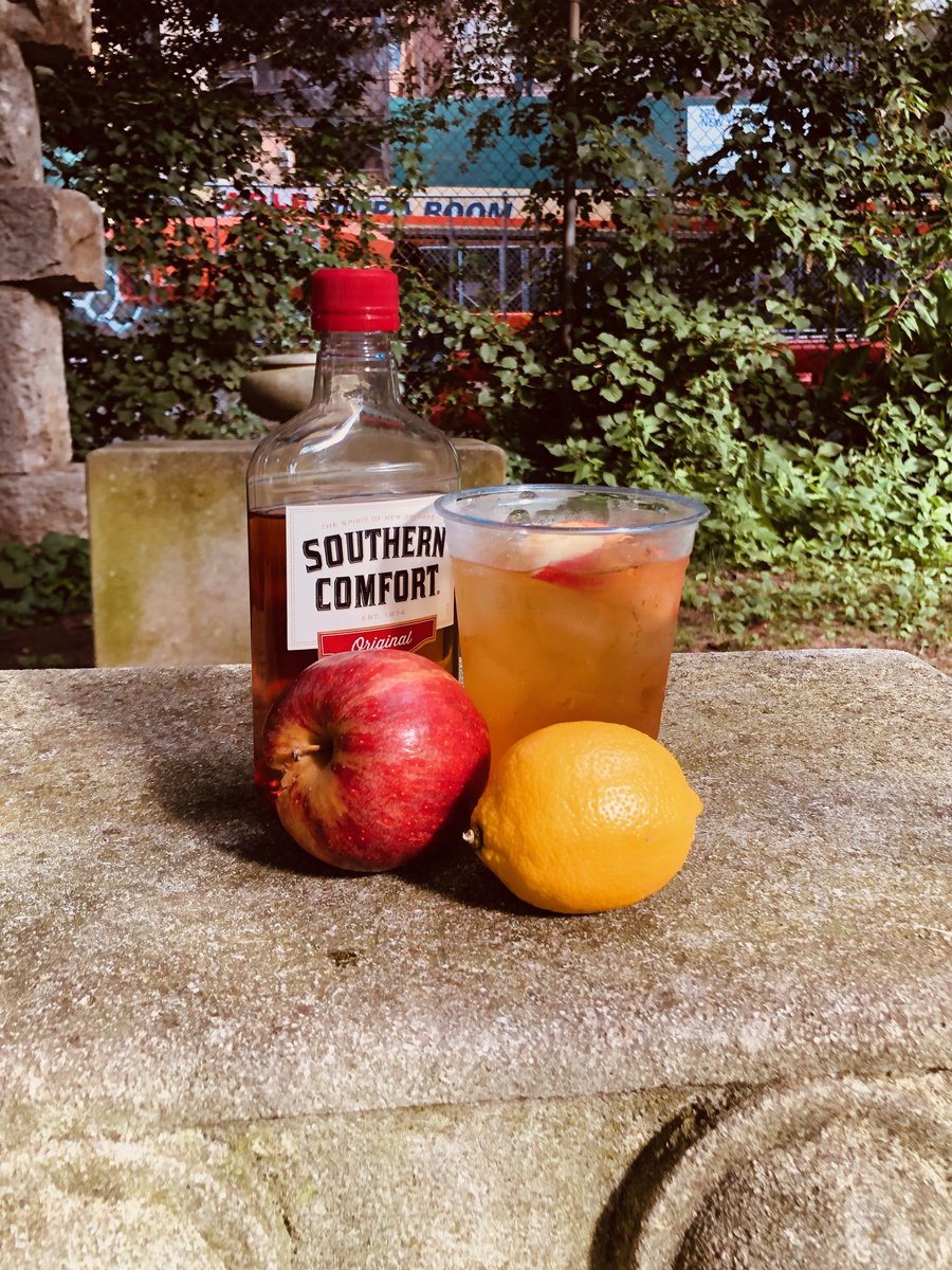 ❌ Hot girl summer 
✅ SoCo girl fall
Get cozy with some SoCo Cider:
1 part SoCo 
2 parts cider 
Equal parts good times ✌️