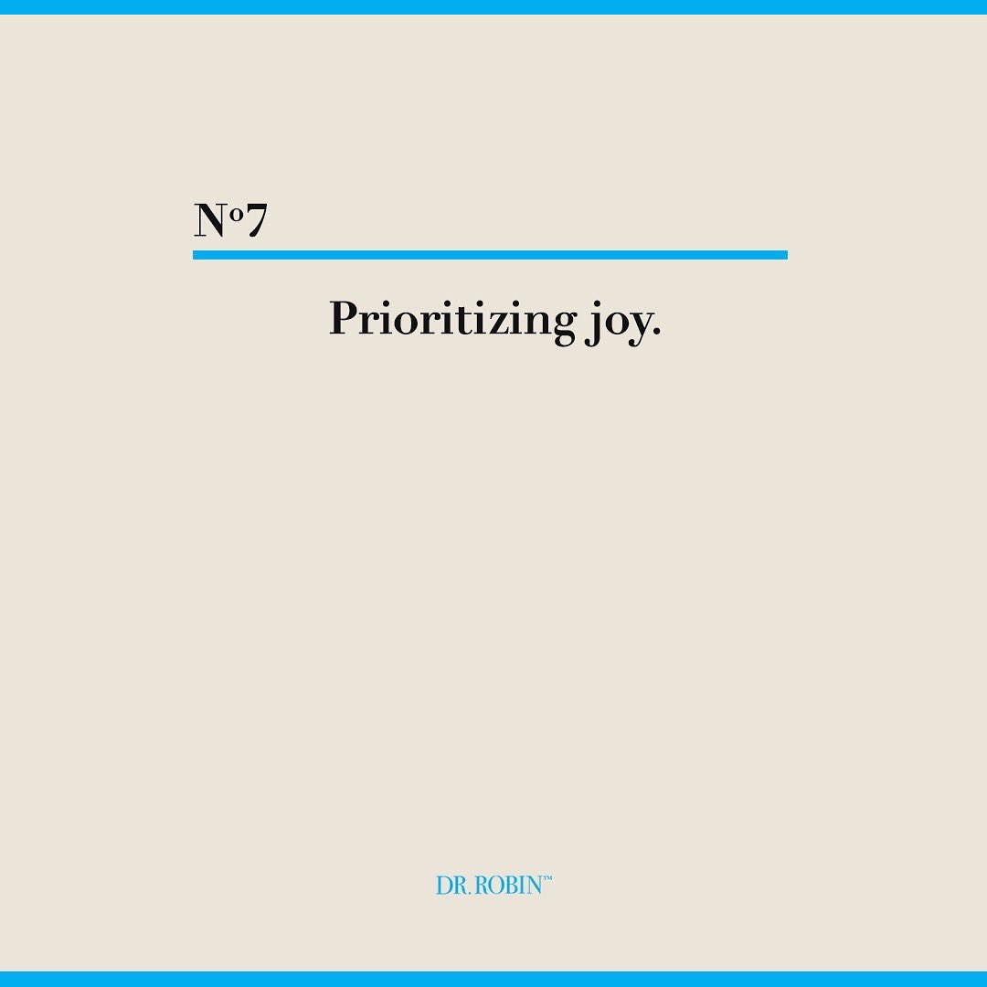 DrRobinLSmith's tweet photo. It’s time we stop feeling guilty about taking care of ourselves. When we embrace our divine birthright and truly live in our joy, we have more energy, more vibrance, and more of ourselves to share. 
#drrobin #prioritizejoy #getrest #taketimeforyourself #nurtureyourself https://t.co/xq7itMERRL