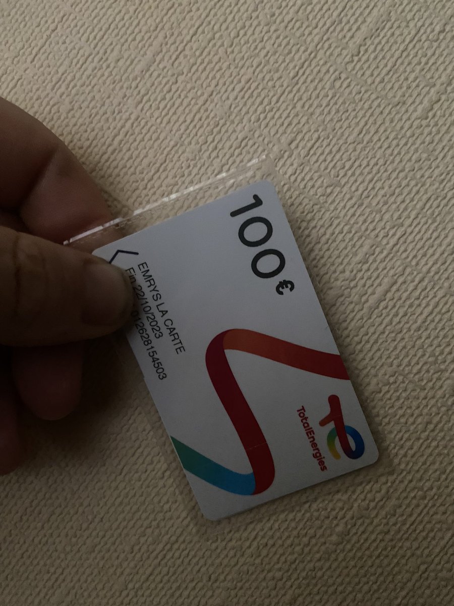 und3rtak3r69's tweet photo. Carte cadeau total, essence gratuite merci la coop #essence #coop #PouvoirDachat #TotalEnergies #jubileo #toiaussitupeutenprofiter https://t.co/cNrCmcm5Dk