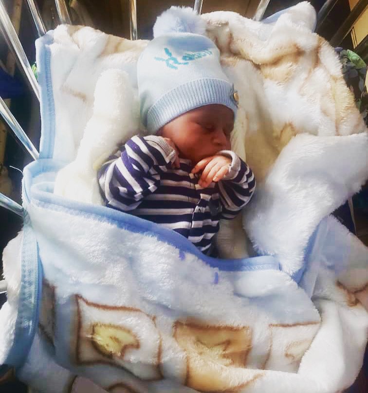 DefendLikeEze's tweet photo. Our baby boy, Perfect Eze Junior was born this morning by 3:30am Mom and baby Perfect Eze Junior are in good health. Thank you God for safe delivery 🙏🏾🎉. #DefendLikeEze #Eze #QueensPark https://t.co/KTMEUXoacr