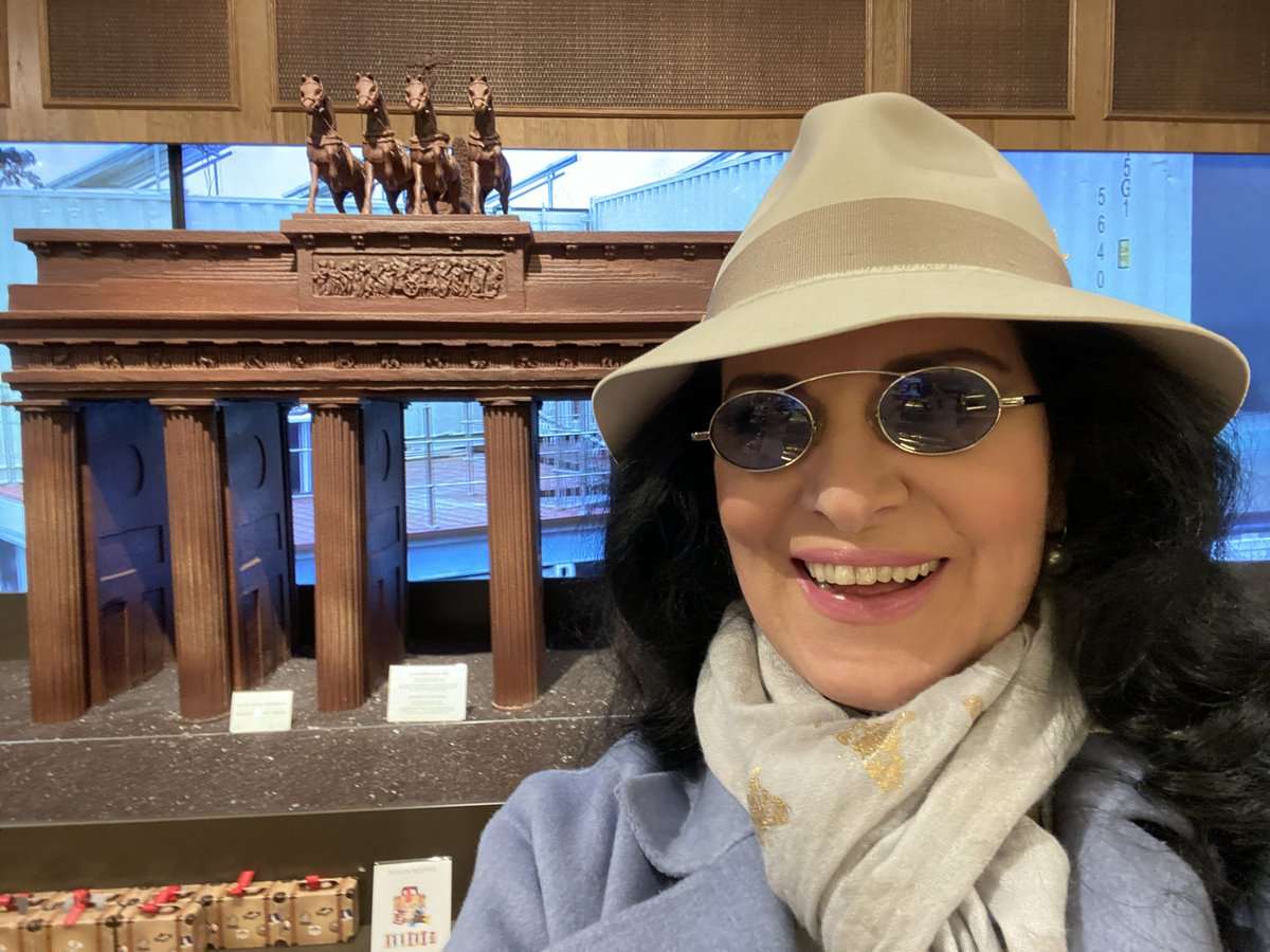 First day of rehearsals at the @StaatsoperBLN, in greatest company 
<a href="/MAlvarez_Tenor/">Marcelo Álvarez Fans</a>, my first Mario on stage