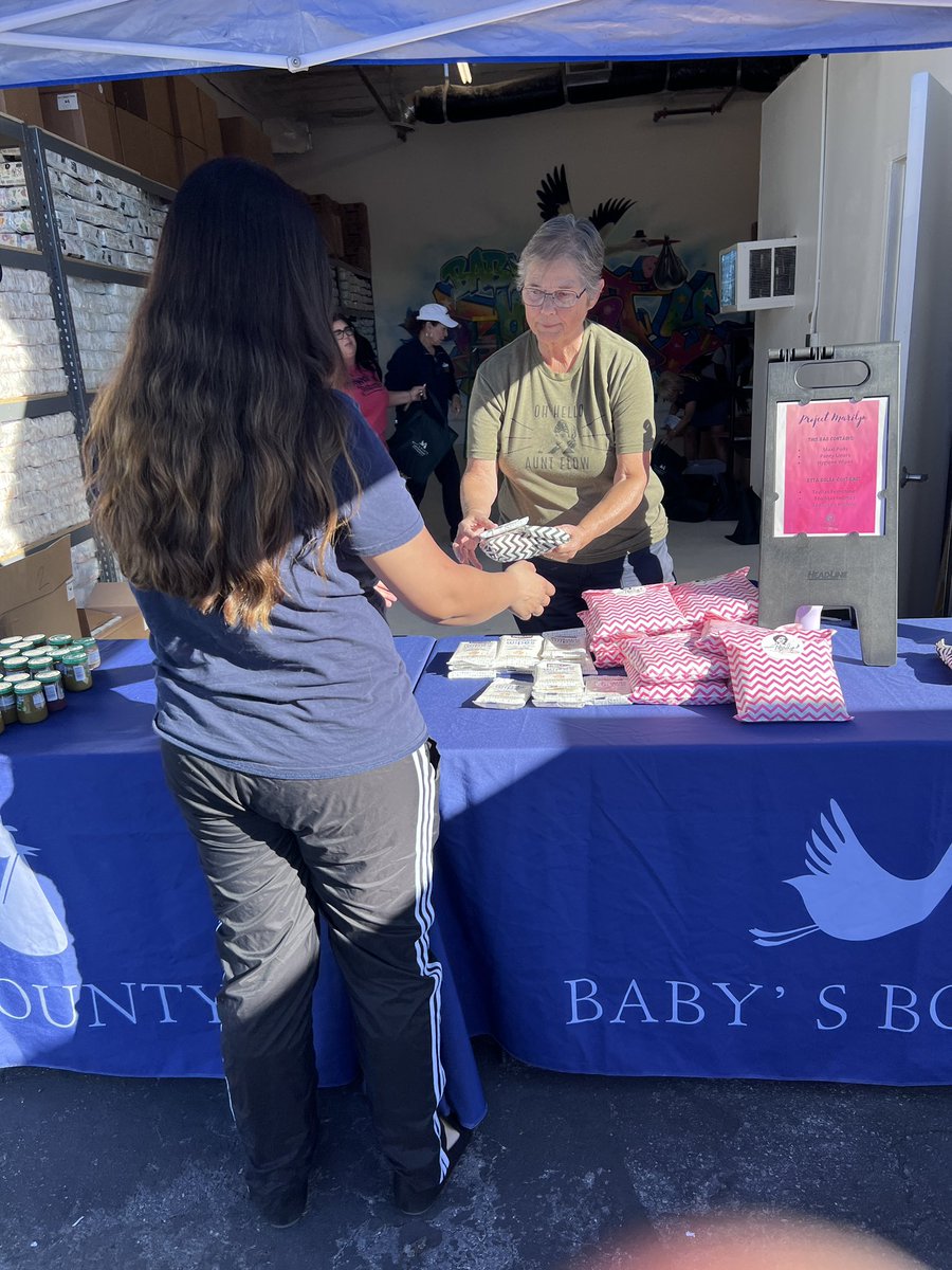 ProjectMarilyn1's tweet image. Today we had the he pleasure of joining   @Babysbountylv at their Las Vegas diaper bank. 

We distributed 200 of our period kits and 1,440 additional hygiene wipes. 

#period #marilyn #periodposse #menstruationmatters #endperiodshame @jenpbradley @Always