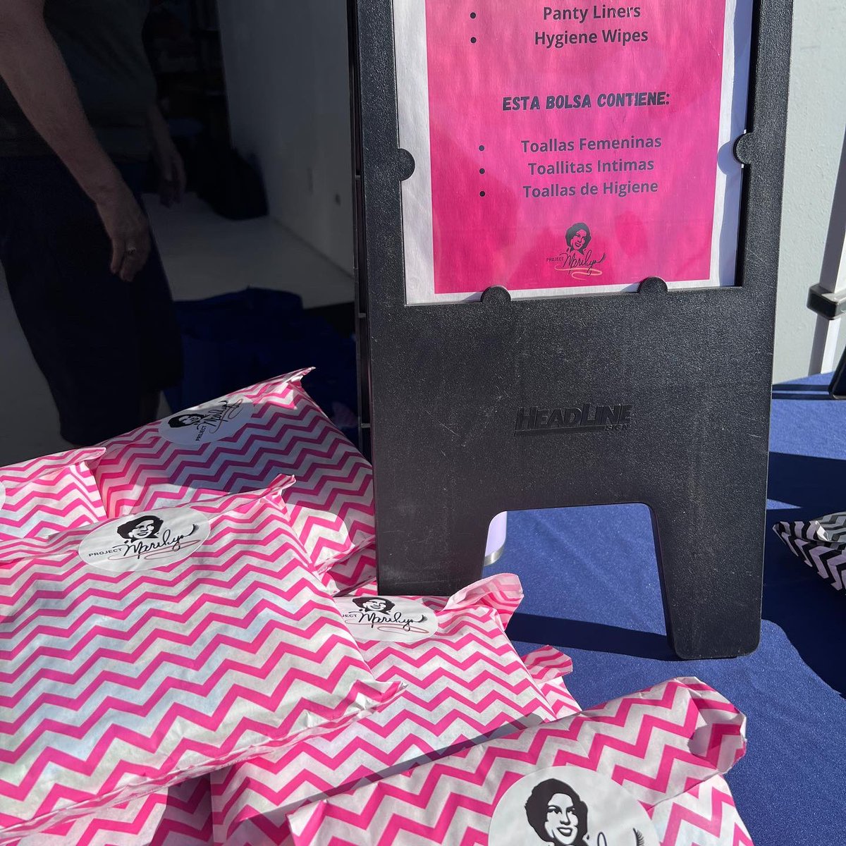 ProjectMarilyn1's tweet image. Today we had the he pleasure of joining   @Babysbountylv at their Las Vegas diaper bank. 

We distributed 200 of our period kits and 1,440 additional hygiene wipes. 

#period #marilyn #periodposse #menstruationmatters #endperiodshame @jenpbradley @Always