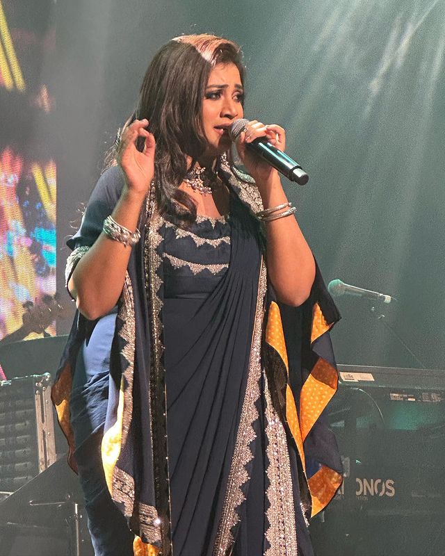 Surma_SG's tweet photo. Some gorgeous pics from Perth♥
#ShreyaGhoshal
#LiveaInPerth
#20YrsOfSG https://t.co/kgTeZRZH4r