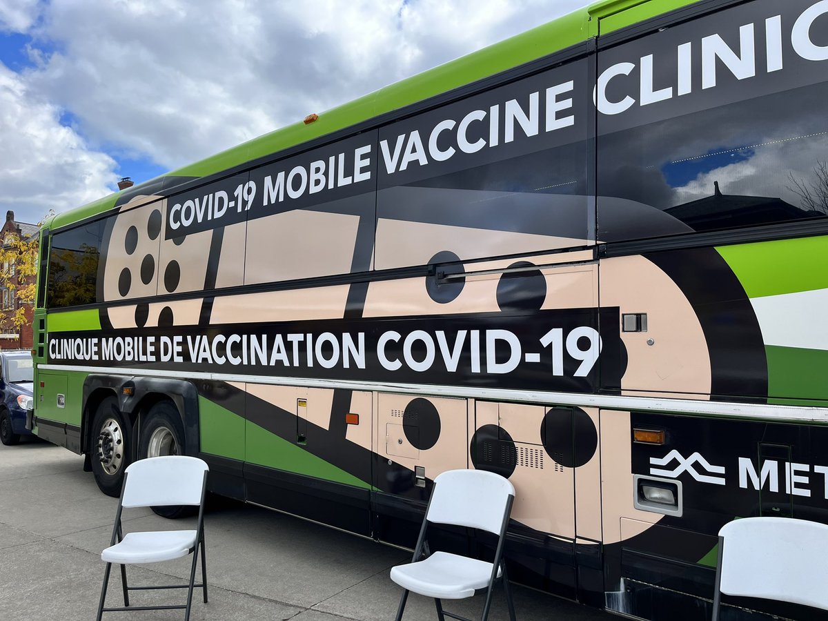 ankefc's tweet photo. The #CovidVaccine bus is @humbercollege @HumberLakeshore until 3
pm. Get your #pfizerbivalent if your last vaccine was end of July or before. https://t.co/BLHNaT9hdM