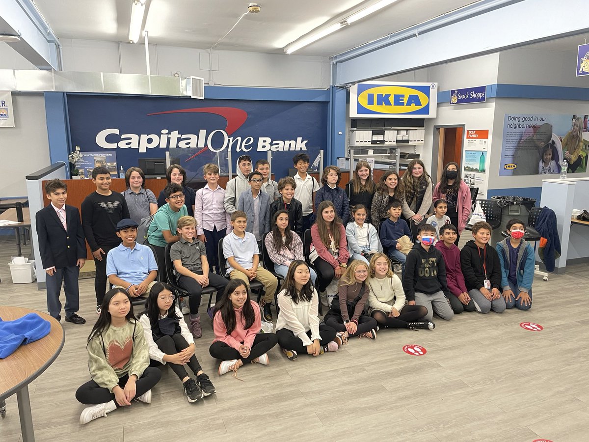 Thank you @SantoroFCS for organizing and planning the best field trip ever! The kids walked away amazing real world knowledge and experiences. The smiles say it all!! #ewlearns <a href="/EastWillistonSD/">East Williston UFSD</a> <a href="/WilletsRoadMS/">Willets Road School</a> <a href="/CLDragone/">Christine Dragone</a>
