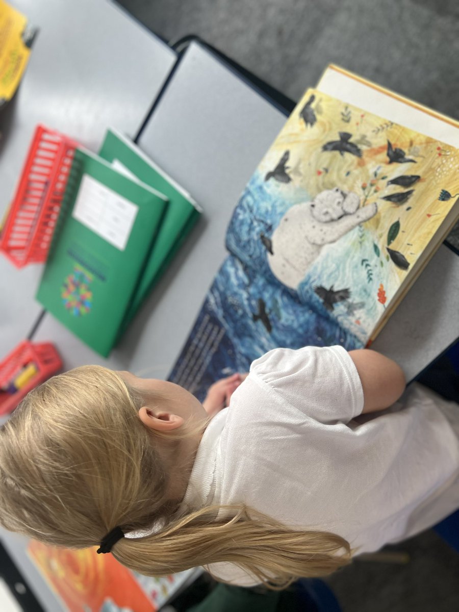 MeadowsideFir's tweet photo. Today, we had some spare time before lunch to explore books from the reading corner with our friends. #ReadingForPleasure #MeadowsideReading #HappyReading 📚 https://t.co/ZsKUEFouyk