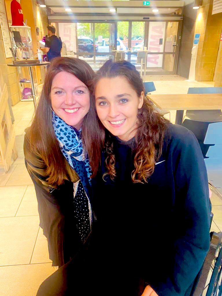 claireruby's tweet image. Watching my favourite past student (and beautiful human) absolutely smash it in her third year show at LAMDA today. @KittyCastledine I am beyond proud of you… you have a very bright future ⭐️❤️ #Blisterbylauralomas #confusedbutbrilliant 😂