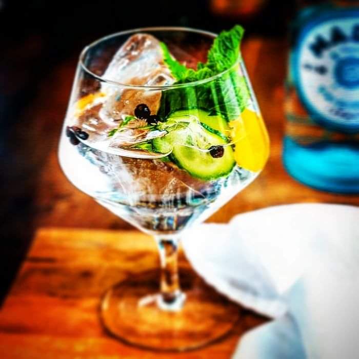 78Rodrigues's tweet photo. There's nothing better to celebrate International Gin Day than having one and relaxing into the night. A toast to all lovers of a good Gin. #RS78 #internationalginandtonicday #ginlovers https://t.co/BpkvVyi2JT