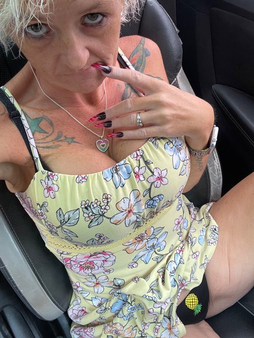 #onlyfansgirl #swingervideo #FYP #MiamiFL #swingerlifestyle #hotwifebrasil #hotwife #hotwivesclub https://t<a href="/tag/onlyfansgirl"class="tags">#onlyfansgirl</a><a href="/tag/swingervideo"class="tags">#swingervideo</a><a href="/tag/fyp"class="tags">#FYP</a><a href="/tag/miamifl"class="tags">#MiamiFL</a><a href="/tag/swingerlifestyle"class="tags">#swingerlifestyle</a><a href="/tag/hotwife"class="tags"><span>#hotwife</span></a><a href="/tag/hotwifebrasil"class="tags"><span>#hotwifebrasil</span></a><a href="/tag/hotwivesclub"class="tags"><span>#hotwivesclub</span></a>