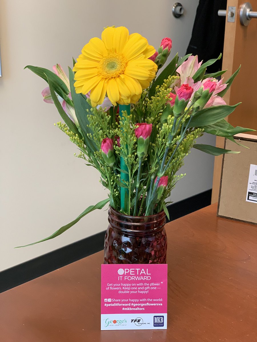 One of my favorite days of the year! Thank you #georgesflowersva and #mkbrealtors for this beautiful bouquet for #petalitforward