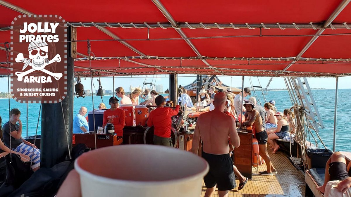 Wish you were here having fun with us aboard Jolly Pirates #Aruba !  
#cheers #youhadmeatahoy #jollypiratesaruba #thearubaloveisreal #rumpunch