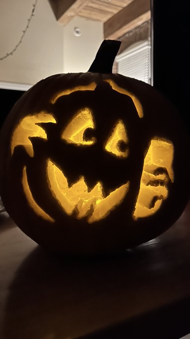 Check out our pumpkin!!! #Halloween #nadianorth Post yours below! https://t.co/GXGBxAKORz<a href="/tag/halloween"class="tags">#Halloween</a><a href="/tag/nadianorth"class="tags">#nadianorth</a>