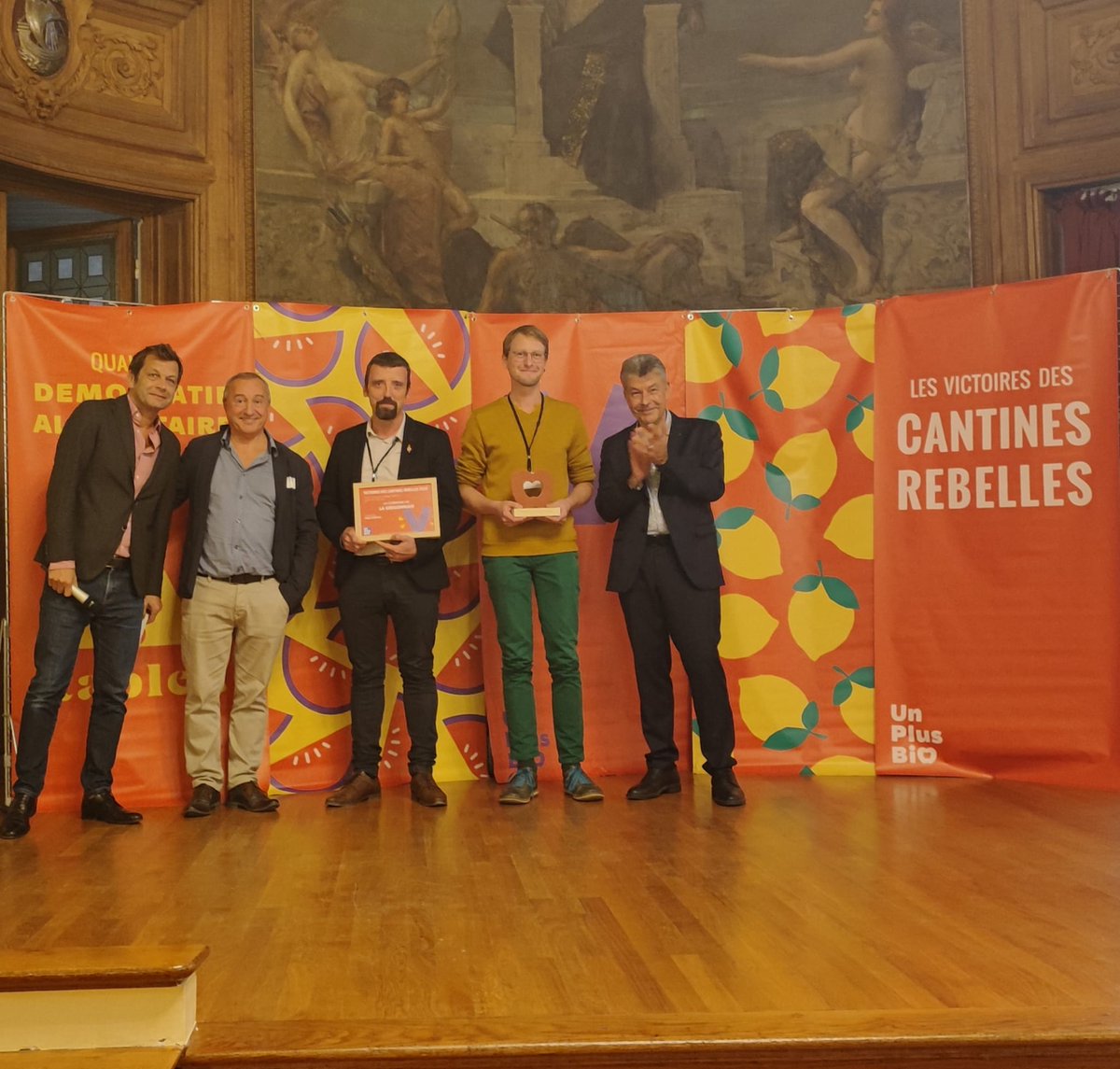 Gwenael Crahes (@gwenaelcrahes) on Twitter photo La commune de La Grigonnais lauréate "Villages Rebelles" dans le cadre des Victoires des cantines rebelles. Belle valorisation du travail quotidien des agents de restauration, et la politique municipale pour le développement durable et le local. 60% Local 90% Bio 👏👏
<a href="/UnPlusBio/">Un Plus Bio</a> La commune de La Grigonnais lauréate "Villages Rebelles" dans le cadre des Victoires des cantines rebelles. Belle valorisation du travail quotidien des agents de restauration, et la politique municipale pour le développement durable et le local. 60% Local 90% Bio 👏👏
<a href="/UnPlusBio/">Un Plus Bio</a>