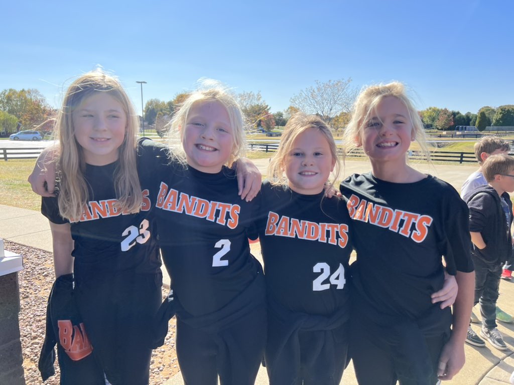 Multiples day! Using digital citizenship week to remind us to give credit &amp; copyright protection! <a href="/JresRockets/">JRES</a>