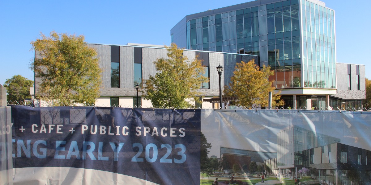 MidAmCarpenters's tweet image. The new Johnson County Public Library in Olathe, KS, is taking shape. An intricate project like this is a perfect fit for Union Carpenters, the brightest bunch in the building trades! 💪😎
#WeBuildStrong #UnionProud #MidAmCarpenters