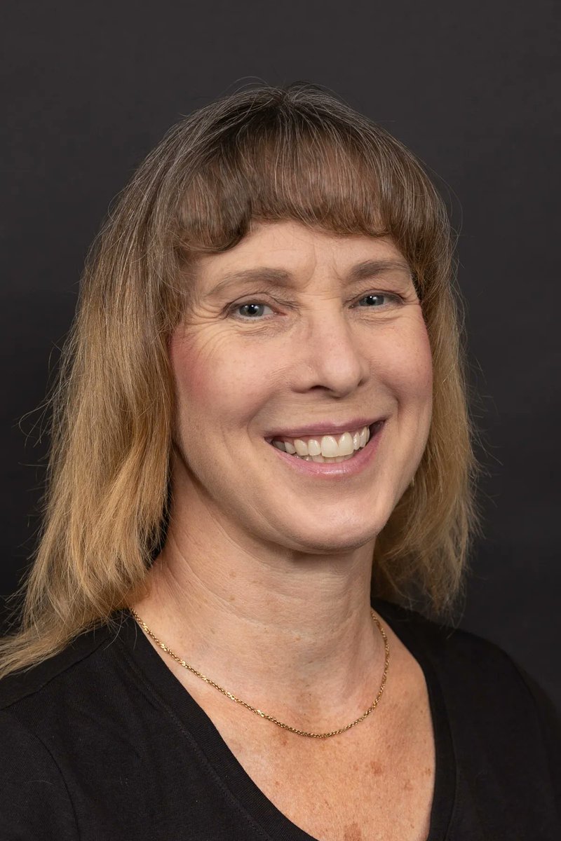 Meet Actress Shelly Riggs who will take the Curtain Players' stage on October 21, 2022 as Artie in Eleemosynary.   Shelly is pleased to be making her Curtain Players debut in a dream show with a bucket list role. Eleemosynary runs Oct 21-Nov 6.  curtainplayers.org