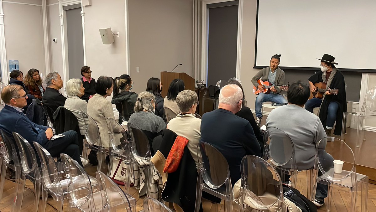 aaaricuny's tweet photo. “Celebrating Our Roots” panel discussion on the 40th anniversary of the 1982 Chinatown Garment Worker Rally #garmentworkerstrike #garmentworker #chinatown #chinatownnyc #strike #rally #laborrights #maengai #vivianlouie #donaldkwan #treyalam #taiyona #1982 #columbiauniversity https://t.co/6hMFsFliVN