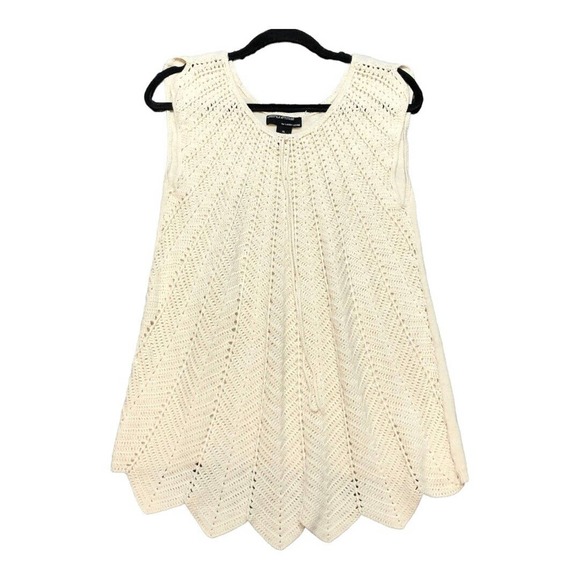 So good I had to share! Check out all the items I'm loving on <a href="/Poshmarkapp/">Poshmark</a> from @tangledbow #poshmark #fashion #style #shopmycloset #modcloth #pandora #larrylevine: posh.mk/EooThPrqgub