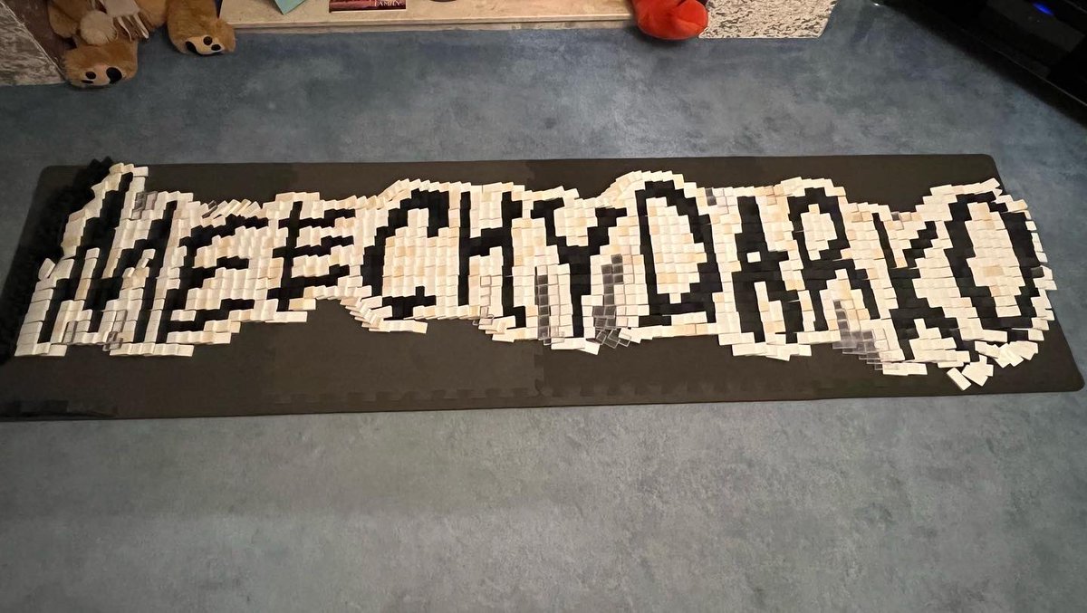 ricardoard_'s tweet photo. I did a lil domino thing for @MeechIsDEAD #gothicluxury @FlatbushZombies https://t.co/dRaWS4mFCt