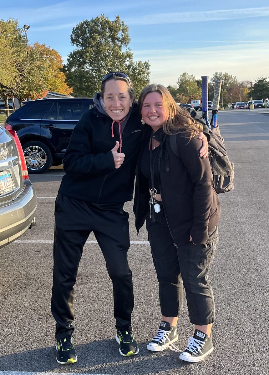 Syco_Softball's tweet image. Our own Becca Allen is ready to dominate at State Tennis tomorrow! Playing softball in March will be to her advantage for her 8am start time.🥶 Good luck girls tennis!! Go get em! #Represent 🎾💪🏻🍀