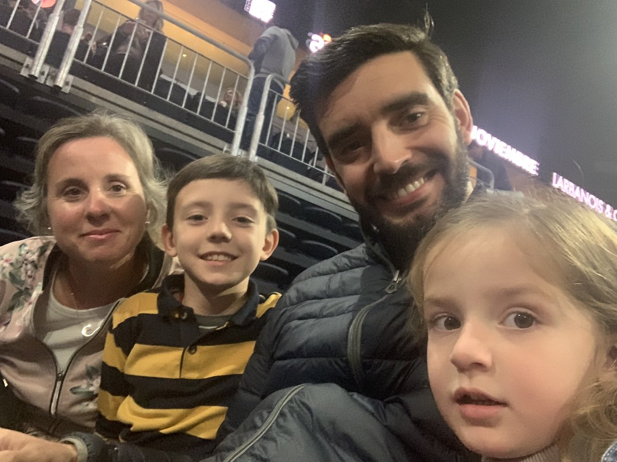 gpraderio's tweet photo. #DisneyEnAntelArena https://t.co/ByX8KoPHkN