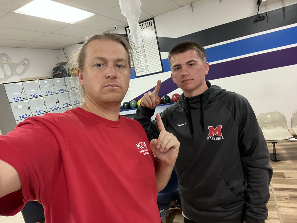 This is how we roll…

Congrats to the player champ, <a href="/BrodyMcMurray/">Brody McMurray</a>, and the coach champ, <a href="/chollan5/">Chris Hollander</a>! 🏆 

Hollander was 1 pin away from a perfect 300. 😳