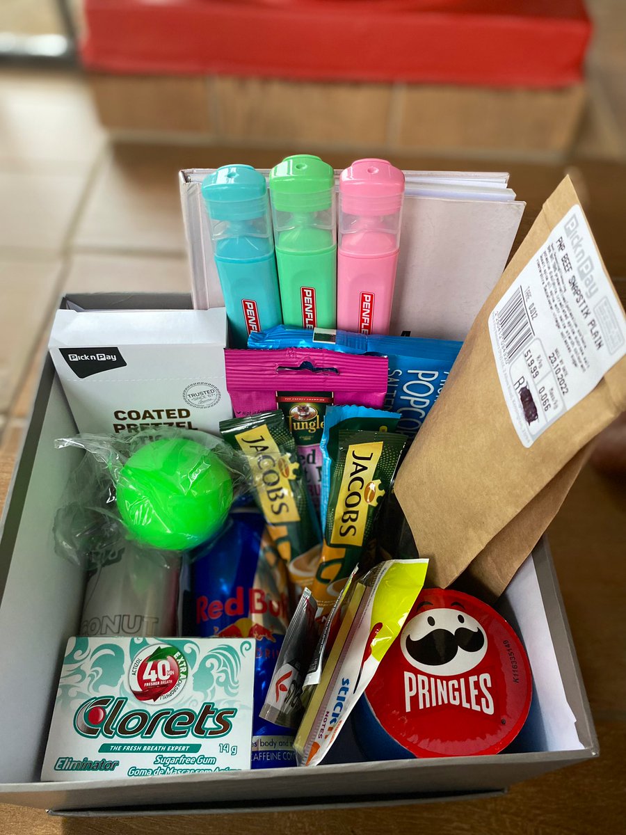 Ms_Pila17's tweet photo. I make exam care packages😁🎁they are packed with goodies and stationery needed for the exam season. Contact me on WhatsApp to place an order. Your support will be greatly appreciated❤️ #GirlTalkZA #ExamCarePackage #Matric2022 https://t.co/fn5s56nL44
