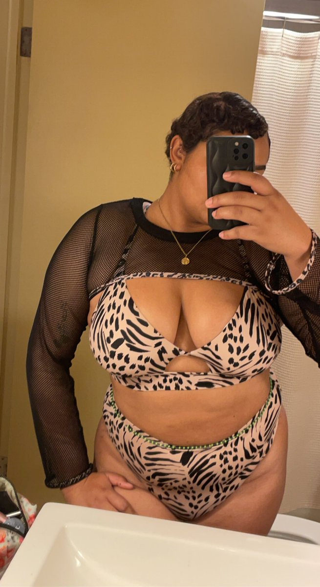 myah_maluv's tweet photo. Serving you face and body 👄🐆 https://t.co/kaLc5Kf2Kt
