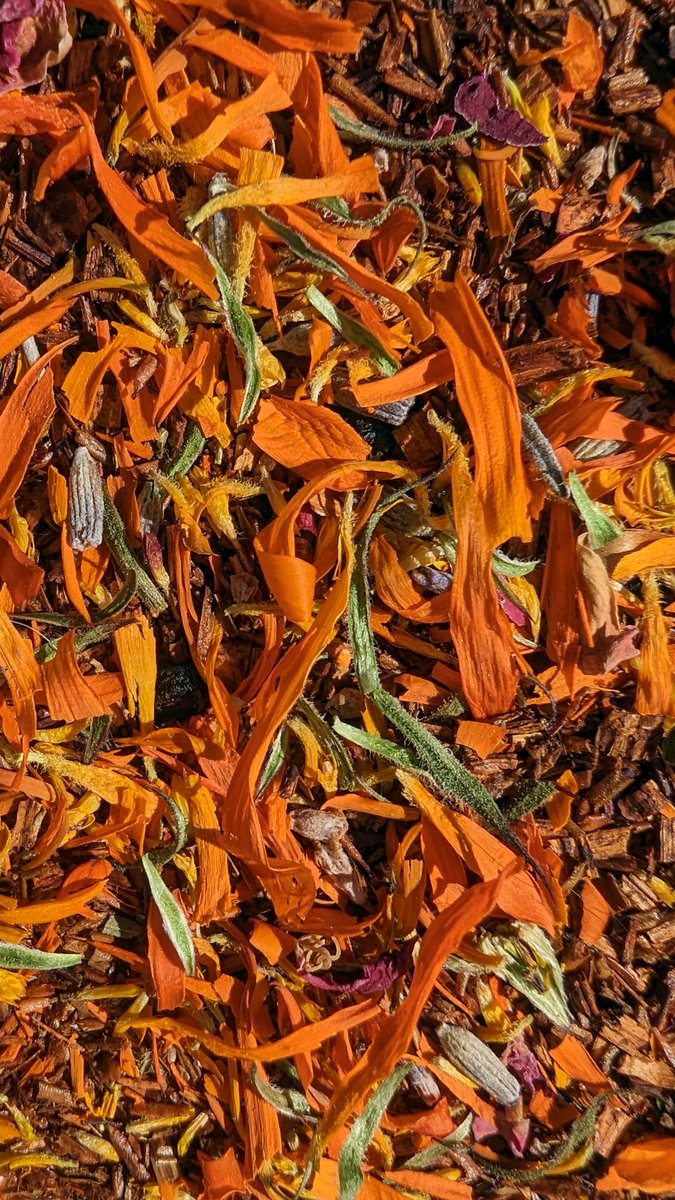 GooglePixel_US's tweet photo. Who knew tea blending could be so beautiful? 😍

#TeamPixel
#CampPixel https://t.co/5qdxMxmLDt