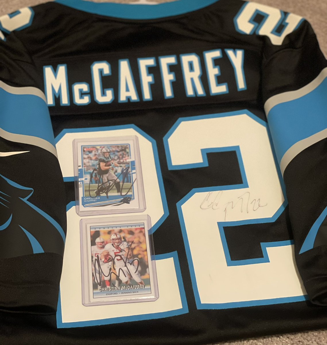 Panthers_Tone's tweet image. 🚨🚨🚨GIVEAWAY🚨🚨🚨

3 signed @CMC_22 items up for grabs!!! 

All you gotta do is like and RT. 

These are are special to me, and they were all pretty tough to get. It can get chaotic when Christian comes by. 

Not the best quality but like me, I know some of y’all will enjoy.