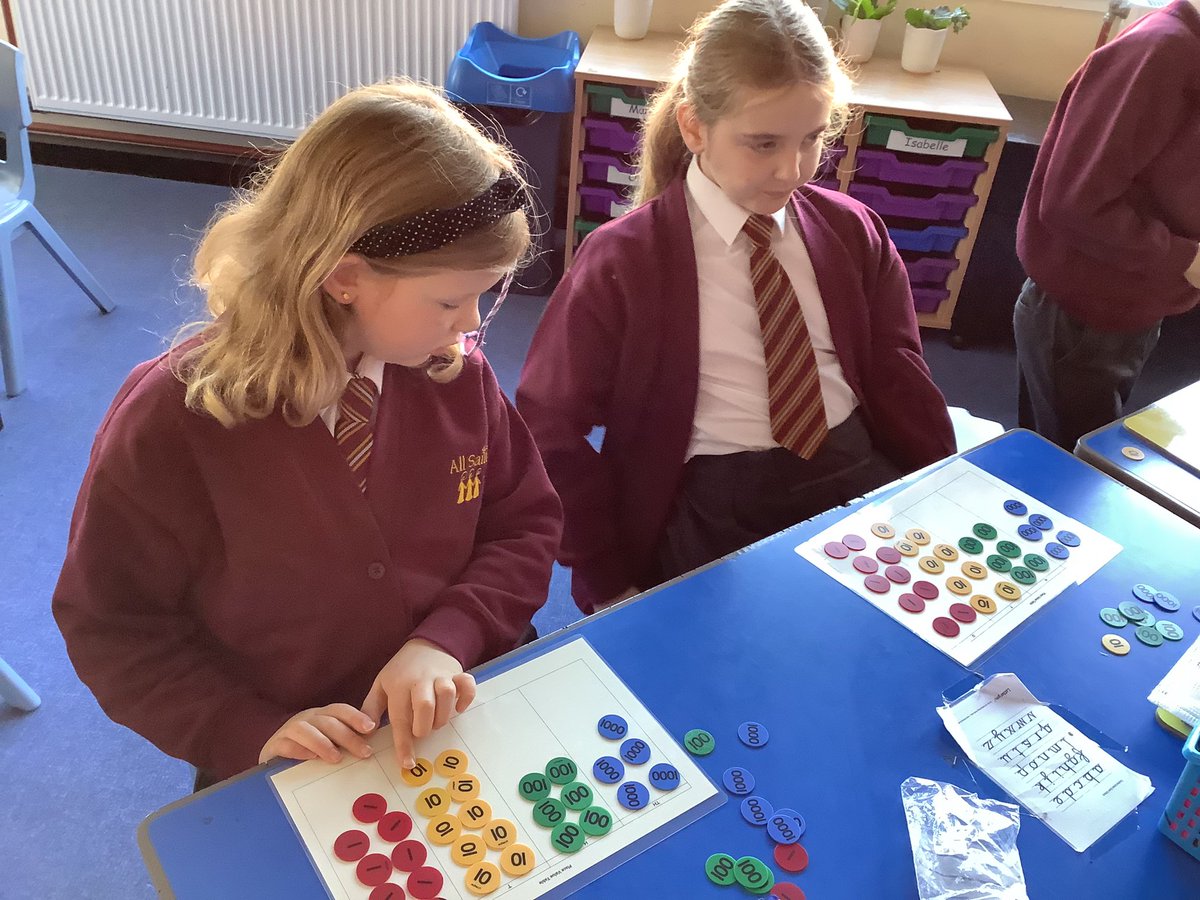 AllSaintsTraff's tweet photo. Using our place value counters in year 4 to help with column addition #mathematicians #columnaddition #exchange https://t.co/dOLxHByXY9