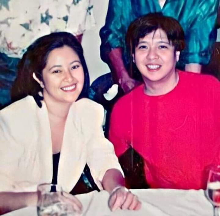 kelly_benjun's tweet photo. The first lady and the president.
Sweet Smile and  lovable photo❤✌🏻 https://t.co/SguDqVeCvZ